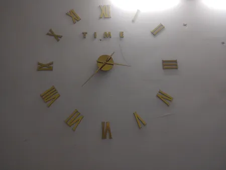 ساعت دیواری دکوراتیو مدل طرح رومی سایز 120