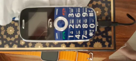 گوشی موبایل جی ال ایکس مدل F8 دو سیم کارت