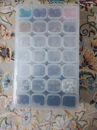 جعبه ابزار خیاطی مدل نظم دهنده منجوق کد 00