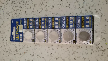 باتری سکه ای تیانکیو مدل CR2032 بسته 5 عددی