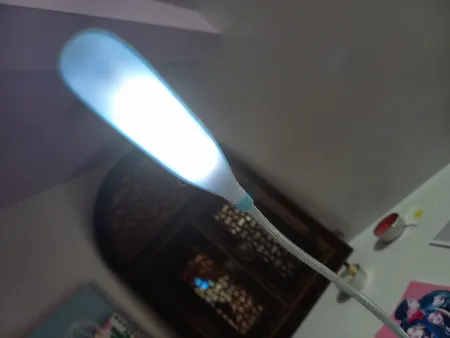 چراغ مطالعه مدل مینی تاشو