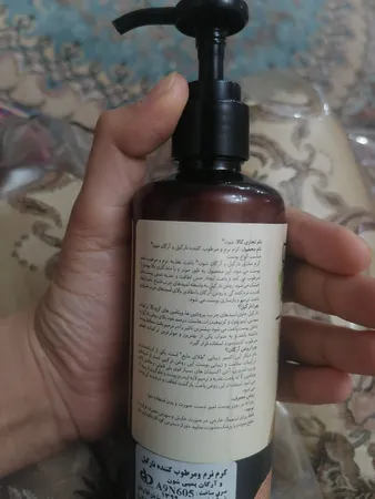 کرم مرطوب‌کننده شون مدل Coconut حجم 300 میلی‌لیتر