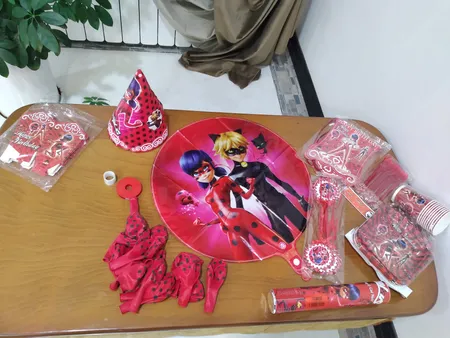 مجموعه 81 عددی تم تولد طرح دختر کفشدوزک و پسر گربه ای کد AS002