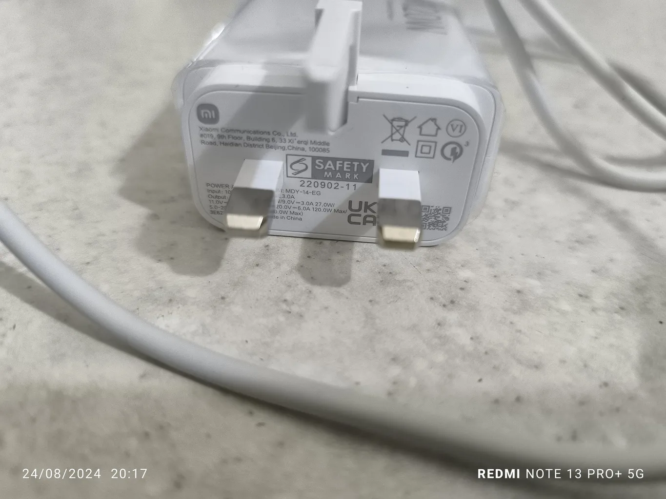 گوشی موبایل شیائومی مدل Redmi Note 13 Pro Plus 5G دو سیم کارت ظرفیت 512 گیگابایت و رم 12 گیگابایت به همراه شارژر