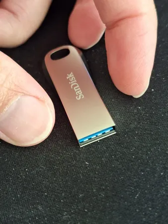 فلش مموری سن دیسک مدل Ultra Luxe ظرفیت 128 گیگابایت