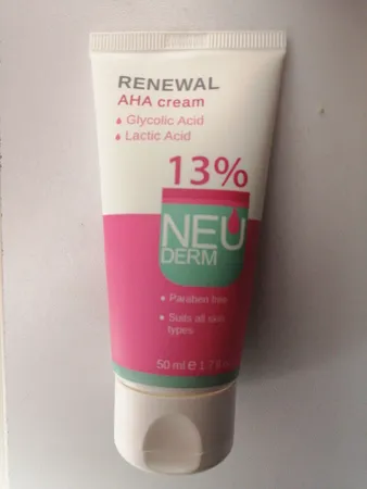 کرم لایه بردار نئودرم مدل Renewal AHA 13% حجم 50 میلی لیتر