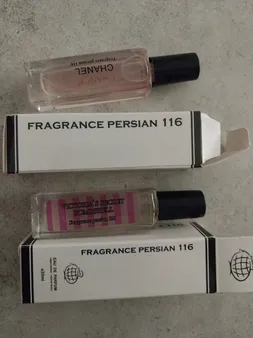 عطر جیبی زنانه فراگرنس پرشیا 116 مدل شنل چنس حجم 30 میلی‌لیتر به همراه عطر جیبی زنانه فراگرنس پرشیا 116 مدل ویکتوریا سکرت بامب شل