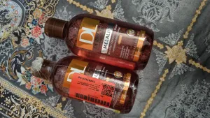 تجریه خرید میسلار واتر روشن کننده درمالیفت مدل ملالیفت مناسب برای انواع پوست حجم 250 میلی لیتر