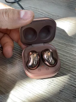 هدفون بلوتوثی سامسونگ مدل Galaxy Buds Live