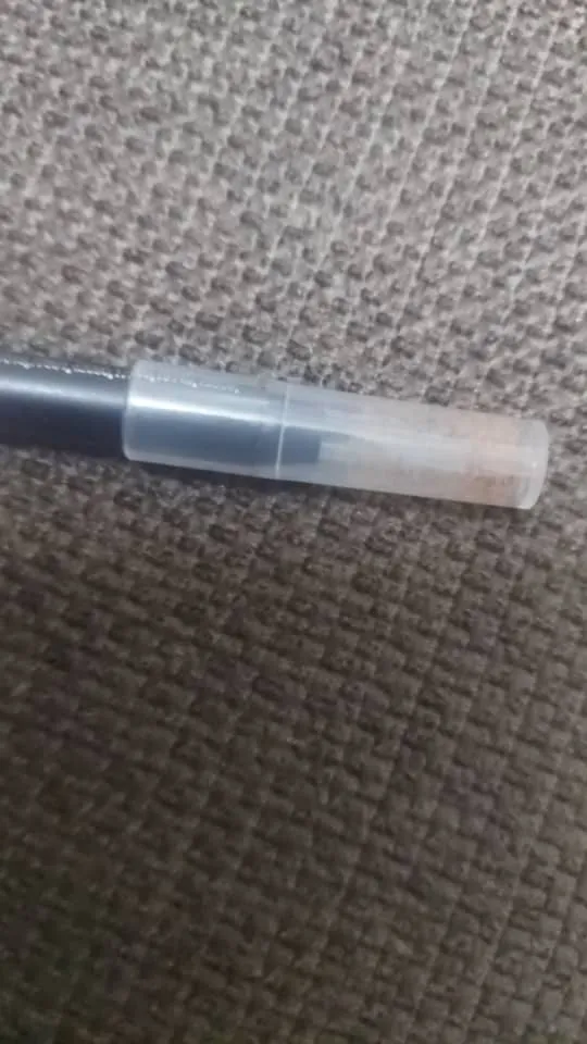 مداد لب دیفکتو مدل 04