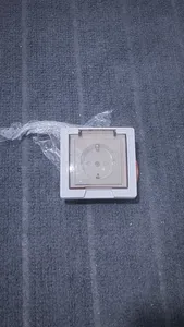 تجریه خرید پریز برق ارت دار پارت الکتریک مدل دربدار بارانی