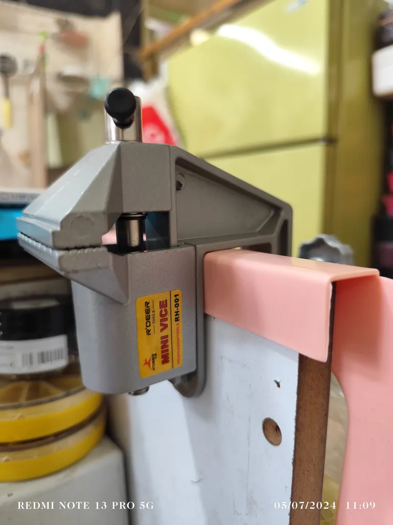 گیره بغل میزی آردیر مدل   RH-001