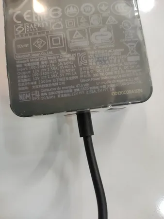 شارژر 65 وات مناسب برای تبلت Surface Pro 3/4 و Surface Book