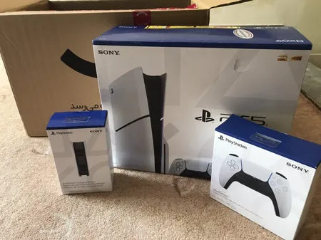 کنسول بازی سونی مدل PlayStation 5 Slim ظرفیت یک ترابایت ریجن 2016A اروپا به همراه دسته اضافی و پایه شارژر