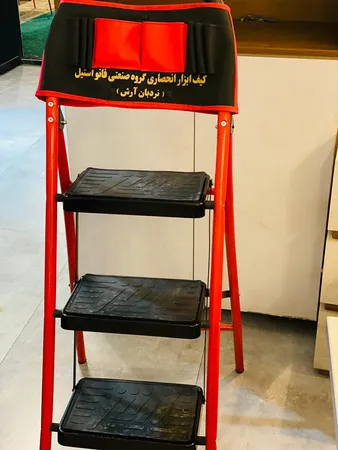 نردبان 3 پله آرش مدل باربد