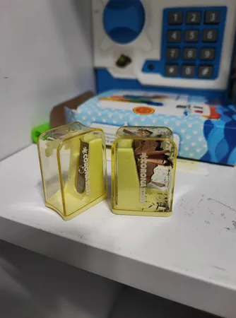 تراش کرونا مدل مخزن دار کد 100 بسته 2 عددی