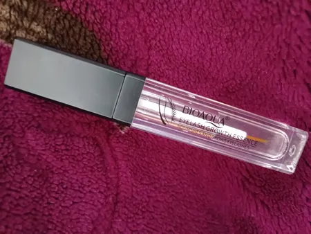 سرم تقویت کننده مژه و ابرو بایوآکوا مدل 01 حجم 7 میلی لیتر