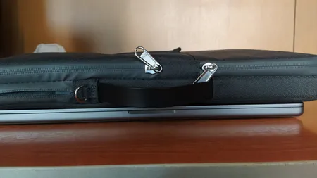 کیف لپ تاپ ویوو مدل Alpha Double Layer Sleeve مناسب برای لپ تاپ 15.6 اینچی