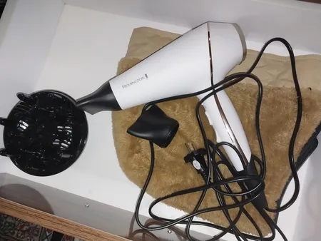 سشوار رمینگتون مدل AC9140