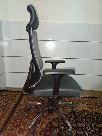 صندلی اداری بتیس مدل b205m