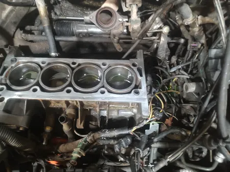 شمع خودرو بوش مدل FR7DC9 بسته 4 عددی