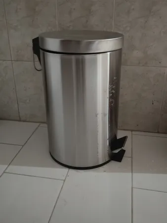 سطل زباله پدالی ایکیا مدل STRAPATS