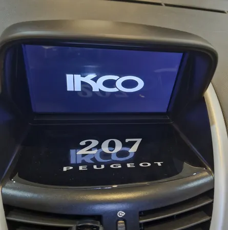 پد ژله ای محافظ دکمه فرمان مانیتور و آینه خودرو وارون مدل P-768 مناسب برای پژو 207 بسته 18 عددی