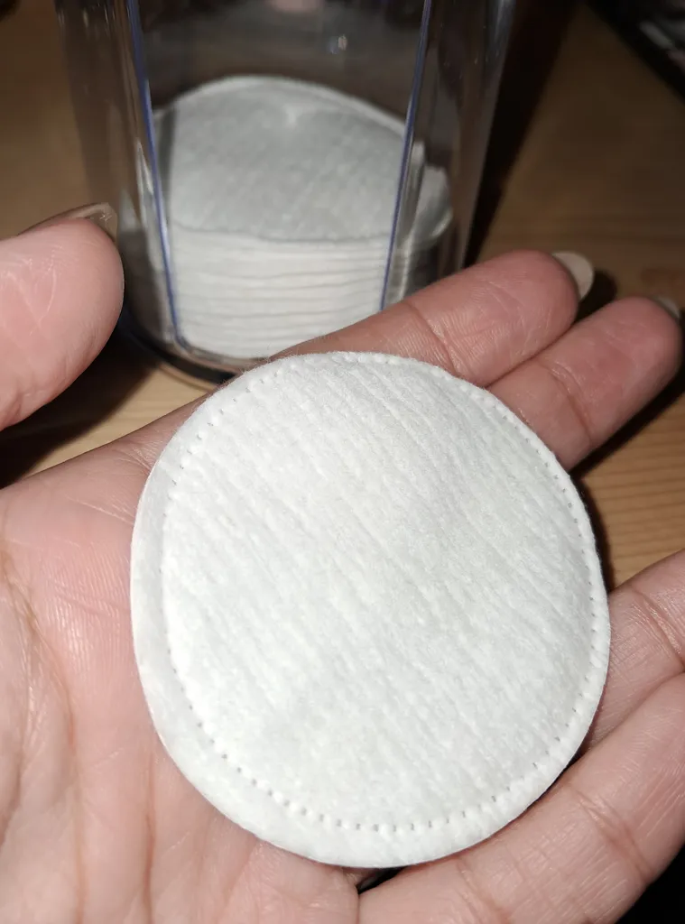 پد پاک کننده آرایش صورت بانیو مدل ece بسته 70 عددی