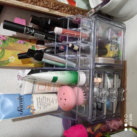 استند لوازم آرایشی مدل donya4