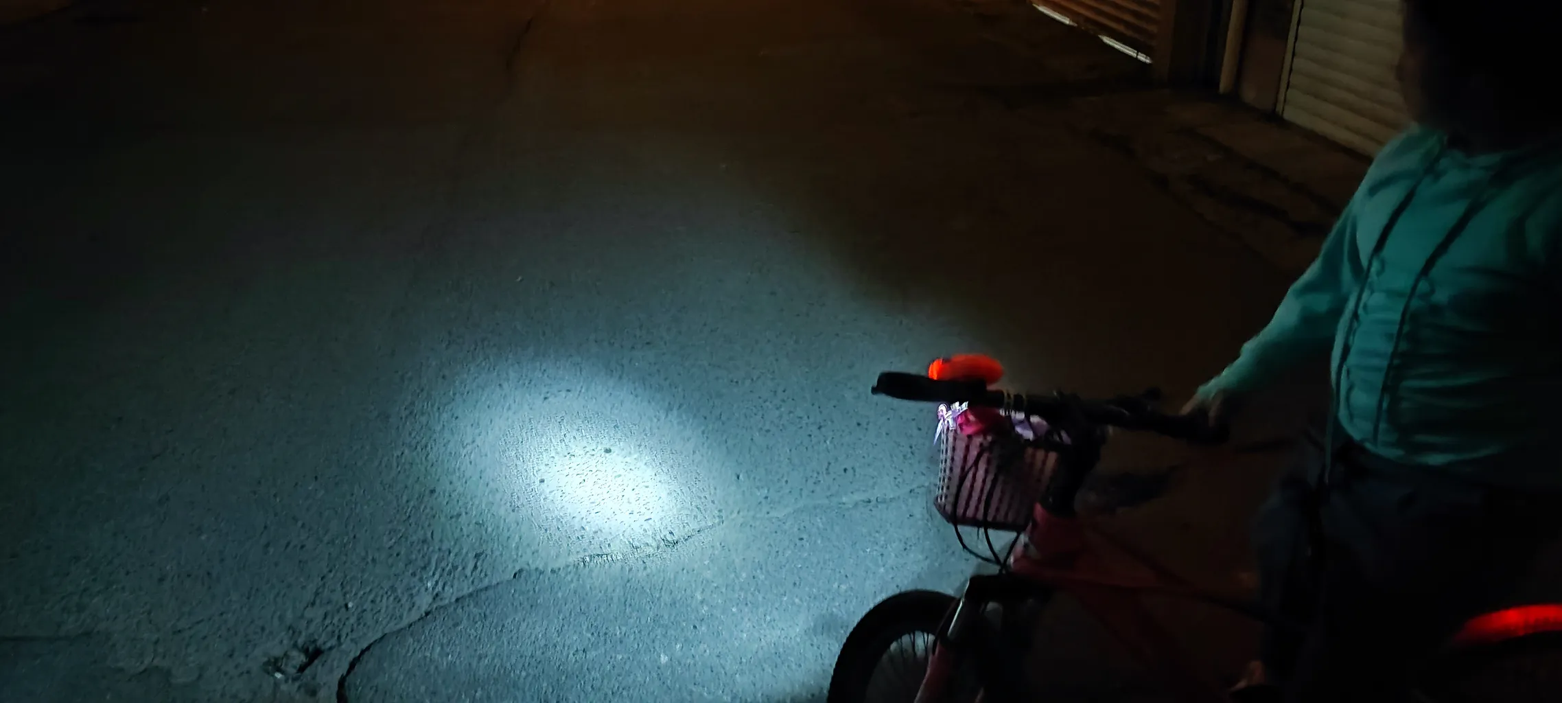 چراغ جلوی دوچرخه مدل YC-037