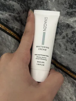 کرم روشن کننده بدن ژیناژن مدل 02 حجم 50 میلی لیتر