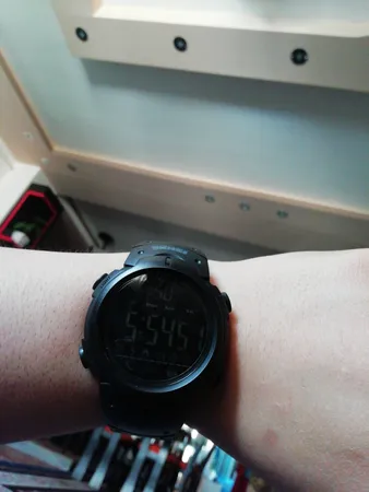 ساعت هوشمند اسکمی مدل 1301