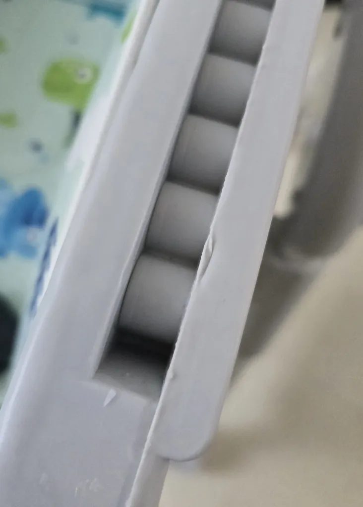 صندلی غذاخوری کودک بی بی ماک مدل دایناسور کد Z112