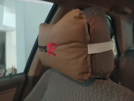 پشت گردنی صندلی خودرو تایپر مدل IR-Typer چرم سوزنی بسته 2 عددی