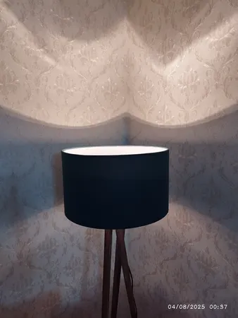 آباژور ایستاده مدل چرخشی کد PG -111