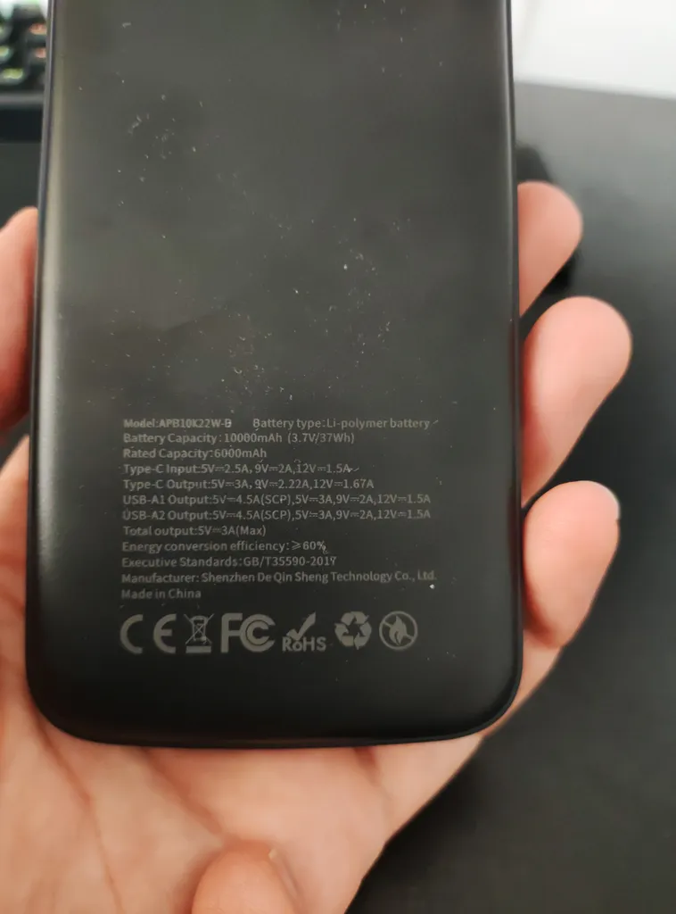 پاوربانک اکستروم مدل APB10K22W-B ظرفیت 10000 میلی آمپر ساعت