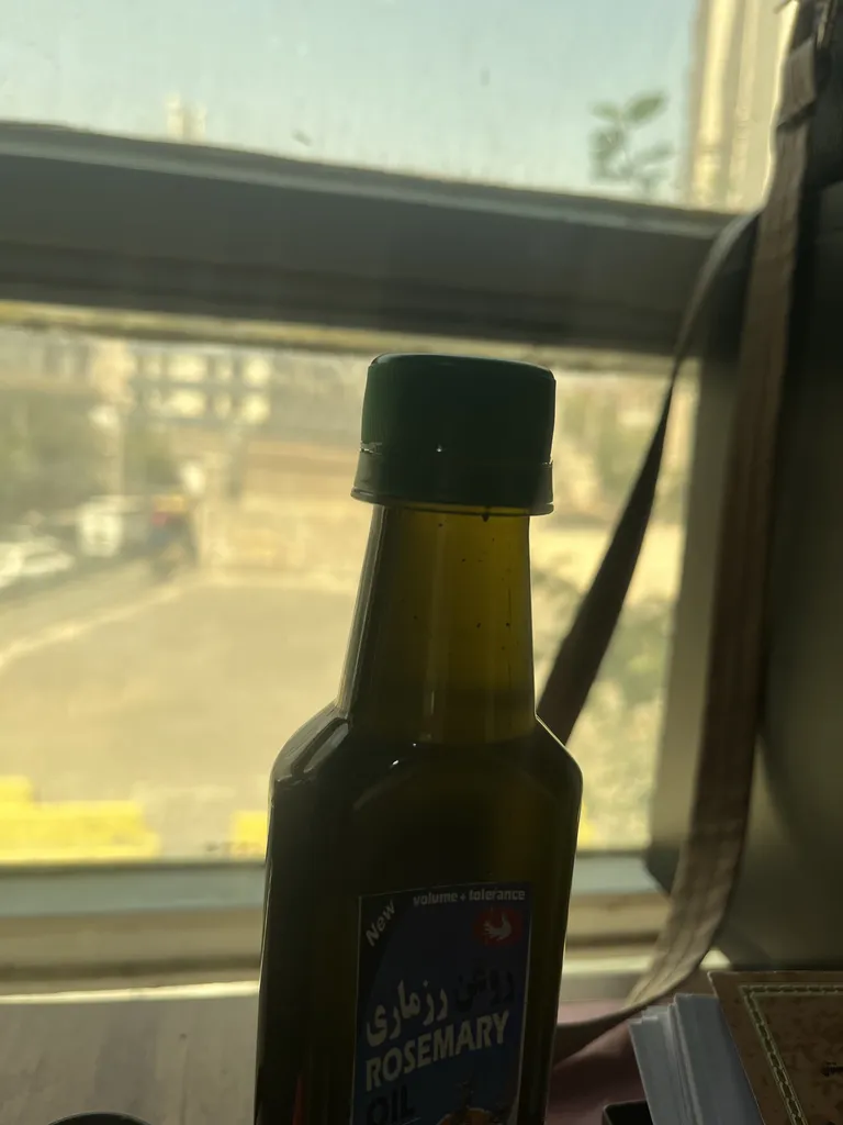 روغن رزماری پامکا مدل پایه حجم 250 میلی لیتر