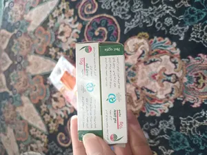 تجریه خرید پودر دکلره پاییزان کد 9702 وزن 20 گرم مجموعه 2 عددی