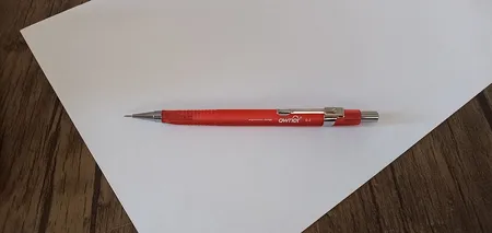 مداد نوکی اونر کد 115200 قطر نوشتاری 0.5 میلی متر