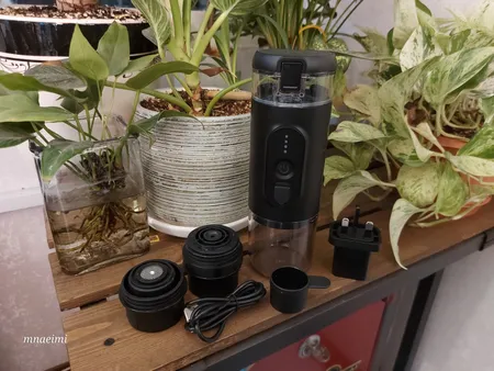 اسپرسو ساز سفری مدل CF-1801BGC