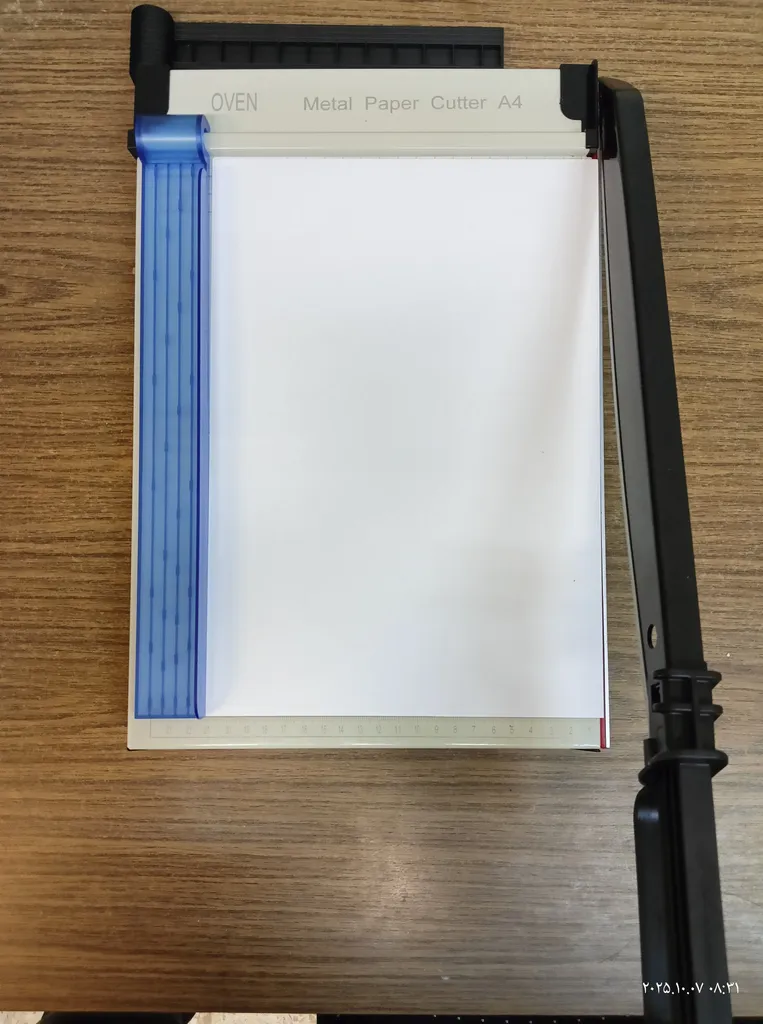 برش دهنده کاغذ مدل OVEN A4