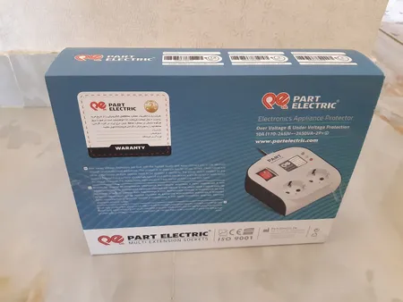محافظ ولتاژ پارت الکتریک مدل 8787