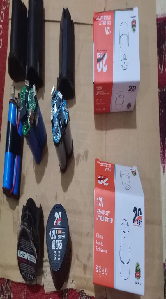 باتری دریل پیچ گوشتی شارژی بیست مدل سه ضلع کد 12V