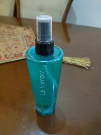 اسپری نرم کننده و حالت دهنده مو لافارر مدل All type hair حجم 250 میلی لیتر