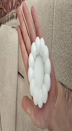 استند جواهرات مدل مرواریدی