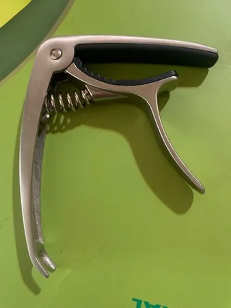 کاپو گیتار مدل Pro