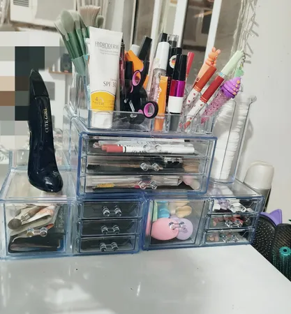 استند لوازم آرایشی مدل LTMB004w