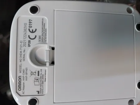 فشارسنج امرن مدل HEM-7143