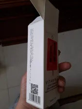 تجریه خرید سرم ضد چروک ژیناژن مدل ویتامین C حجم 30 میلی لیتر