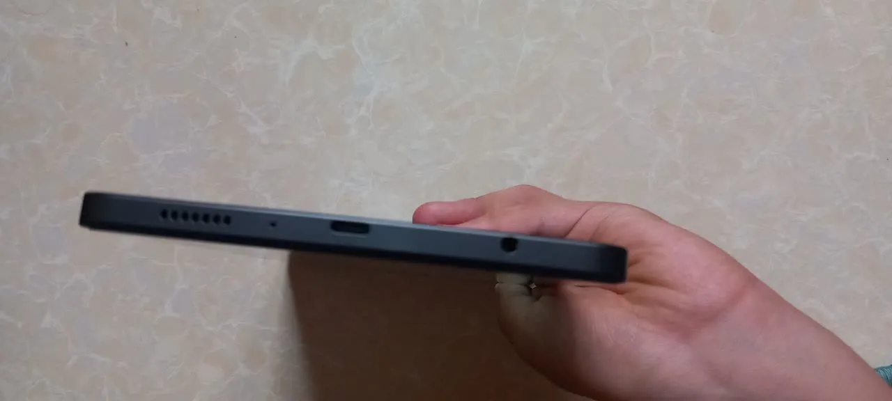 تبلت 8.7 اینچ سامسونگ مدل Galaxy Tab A9 ظرفیت 128 گیگابایت و رم 8 گیگابایت